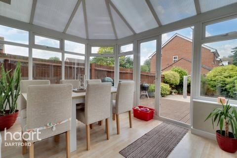 25 Powell Avenue, Dartford, DA2 6NT