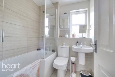 25 Powell Avenue, Dartford, DA2 6NT