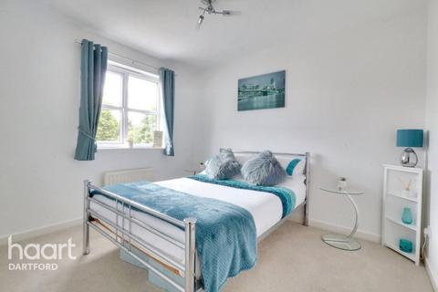 25 Powell Avenue, Dartford, DA2 6NT