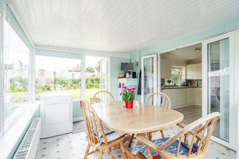 2 bedroom detached bungalow for sale, Valley Side Road, Norwich