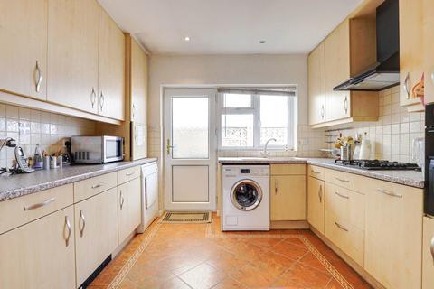 28 Berrylands Road, Caversham, Reading, RG4 8NU