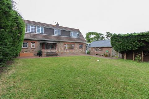 4 bedroom semi-detached house to rent, Bagatelle Road, St. Saviour, Jersey. JE2 7TA