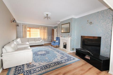 4 bedroom semi-detached house to rent, Bagatelle Road, St. Saviour, Jersey. JE2 7TA