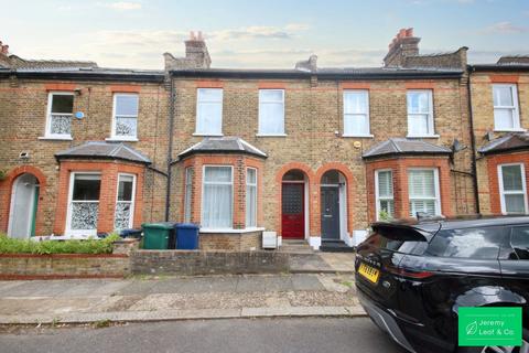 3 bedroom terraced house for sale, Theobalds Avenue, London, N12