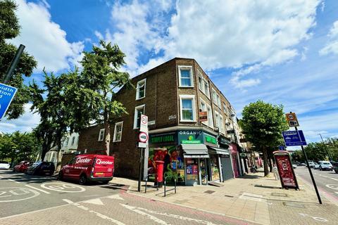 Property for sale, Holloway Road, Upper Holloway