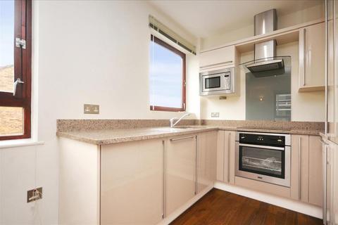 1 bedroom flat to rent, Coombe Road, New Malden KT3