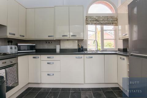 3, North Grange Clyst Heath, Exeter, EX2 7EY