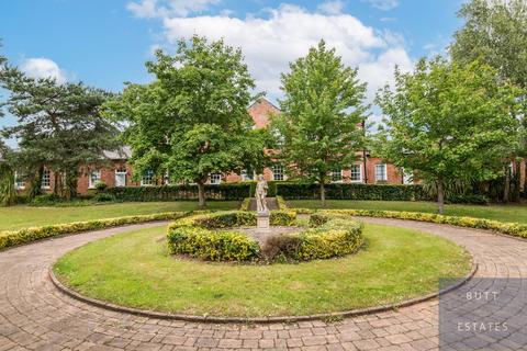 3, North Grange Clyst Heath, Exeter, EX2 7EY
