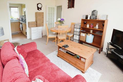 2 bedroom flat for sale, Holders Road, Amesbury, SP4 7PP