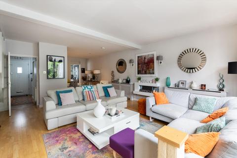 4 bedroom semi-detached house for sale, Little Bornes, West Dulwich, London, SE21