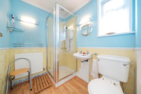 30 Leaholme Way, Ruislip, HA4 7RA