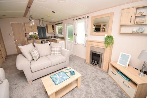 2 bedroom lodge for sale, Wood Farm Holiday Park