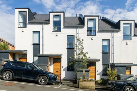 4 Balfour Road, Bristol, BS3 2AF