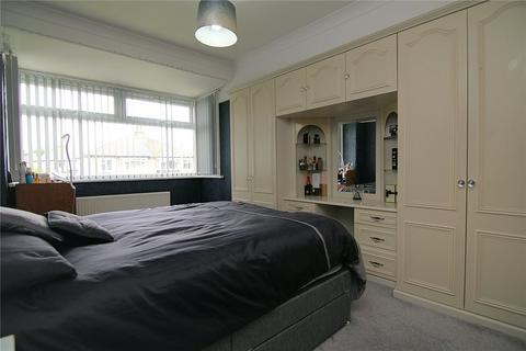 38 Farlea Drive, Bradford, BD2 3RJ