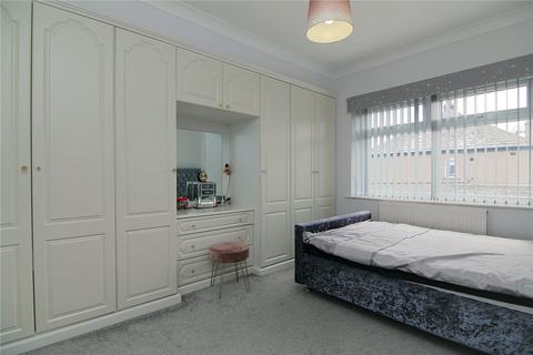 38 Farlea Drive, Bradford, BD2 3RJ
