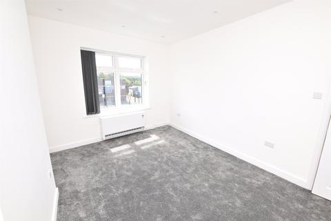 undefined, London Road, Romford RM7
