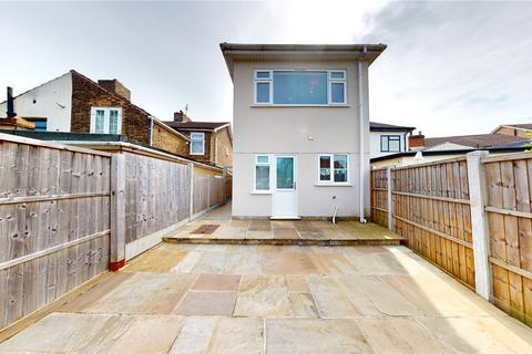 2 bedroom semi-detached house for sale, Southend Road, Stanford-le-Hope, Essex, SS17