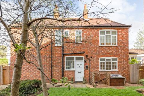 2 bedroom detached house for sale, Sydenham Park Road, London SE26