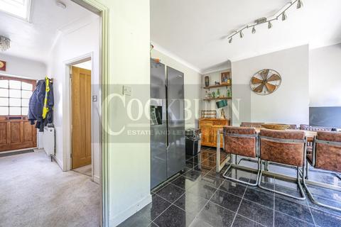 46 Clayhill Crescent, London, SE9 4JB