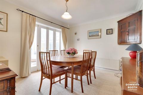 11 High Grange, Lichfield, WS13 7DZ