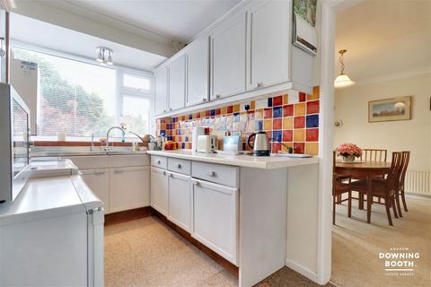 11 High Grange, Lichfield, WS13 7DZ