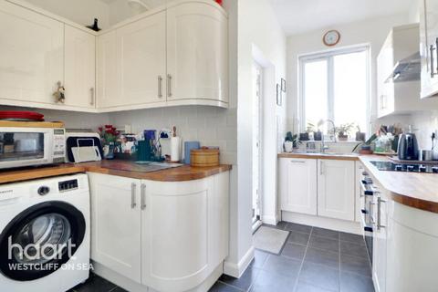 3 bedroom detached bungalow for sale, Thorpedene Gardens, SOUTHEND-ON-SEA