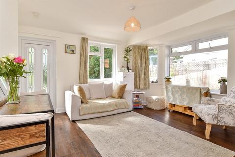 30 The Poplars, Ferring, Worthing, BN12 5QL