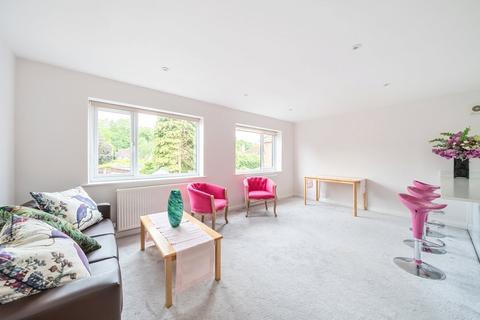 2 bedroom maisonette to rent, Steels Lane, Oxshott, Surrey, Elmbridge, KT22