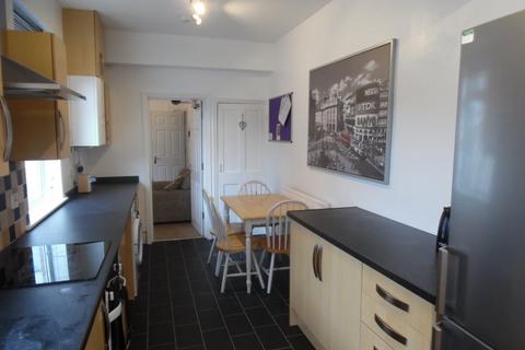 3 bedroom terraced house to rent, Bruce Street, St James