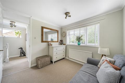 83 Linden Way, Ripley, Woking, GU23 6LP