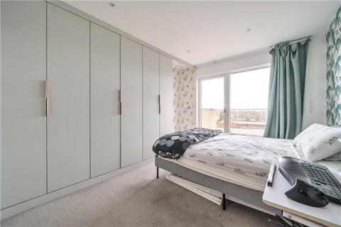 2 bedroom apartment for sale, Frazer Nash Close, Isleworth, Middlesex