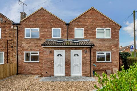 2 bedroom end of terrace house for sale, Aylesbury,  Oxfordshire,  HP19