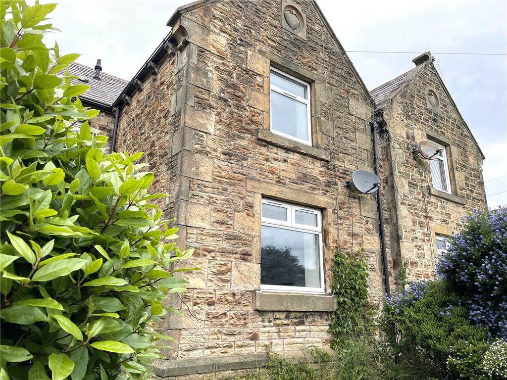 Church Street, Emley, Huddersfield... 2 bed semi-detached house - £950 ...