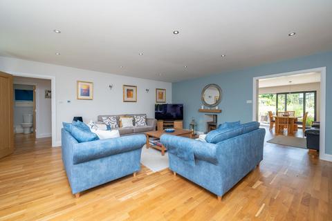 5 bedroom detached house for sale, Yew Tree House, Warnham Road, Horsham, West Sussex RH12 2QU