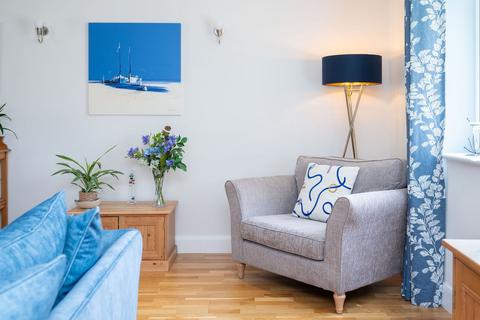 28a Warnham Road, Horsham, RH12 2QU