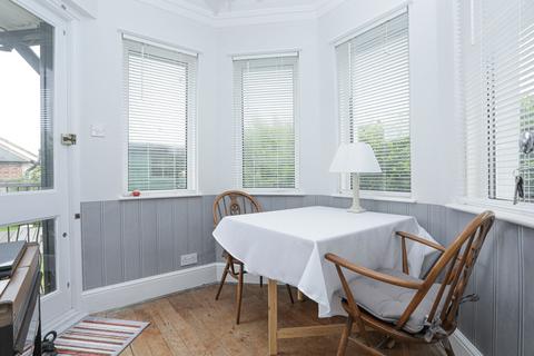 Coast Cottage Arthur Road, Birchington, CT7 9NQ