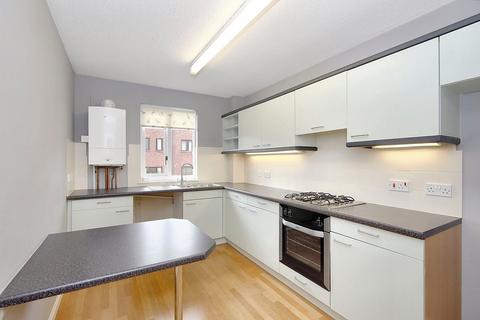 2 bedroom flat for sale, Rutherford Court, Kirkcaldy, KY1