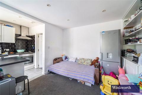 26 Wargrave Road, Harrow, HA2 8LN