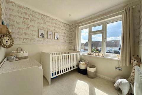 10 Burstead Drive, Billericay, CM11 2QS