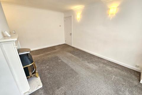 3 bedroom semi-detached house to rent, Parkwood Croft, Birmingham, West Midlands, B43