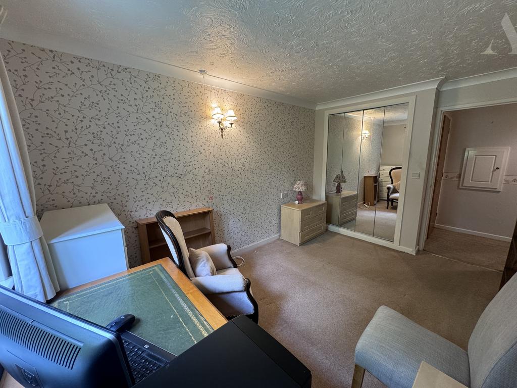 Baron Court Bedroom
