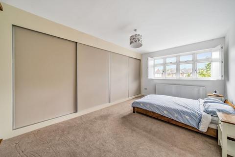 73 Bromley Road, Catford, London, SE6 2UF