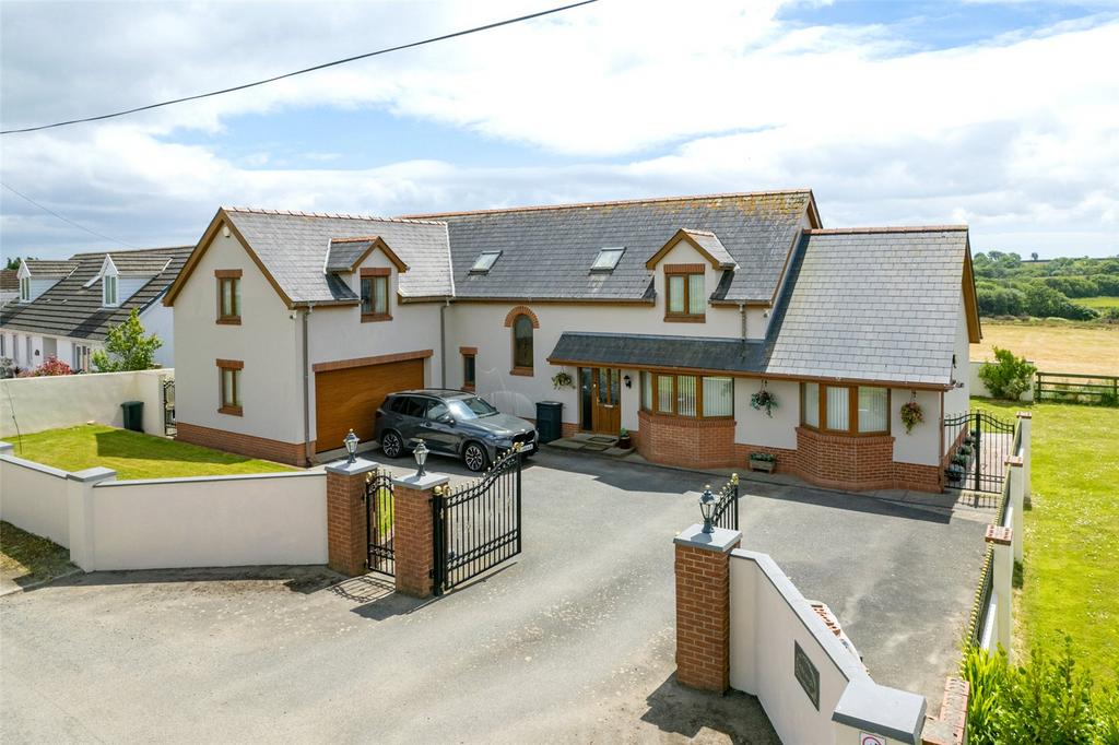 Moorland Road, Freystrop... 4 bed detached house for sale £550,000
