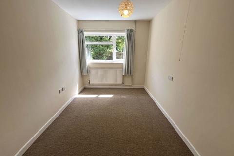 2 bedroom bungalow to rent, Marlborough Road, Chipping Norton