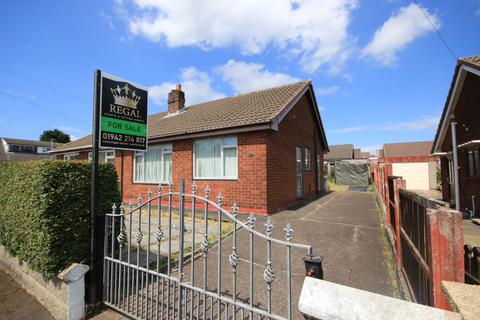 2 bedroom semi-detached bungalow for sale, Valley Road, Pemberton, Wigan, WN5 9HD