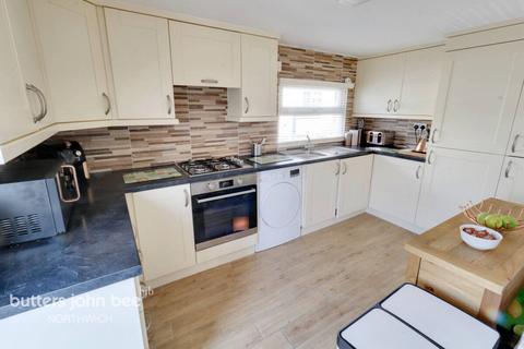 3 bedroom park home for sale, Warrington Road, Northwich