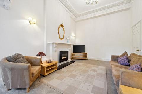 2 bedroom flat to rent, Stanley Crescent, Notting Hill, London W11