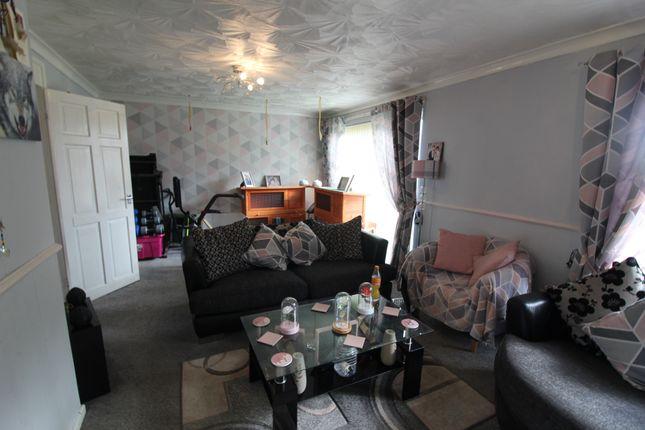 Three Bed Terrace House To Let