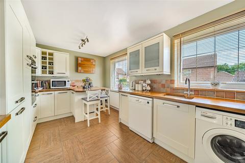 6 Maynard Close, Bradwell, Milton Keynes, MK13 9HS