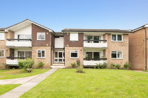 40 Cedar Court, Epping, CM16 4HL
